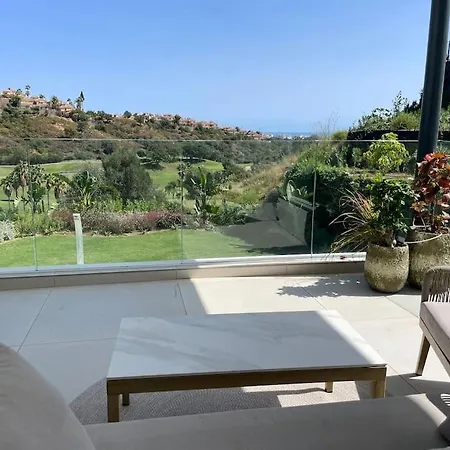 Villa In Next To Golf And Santa Clara *