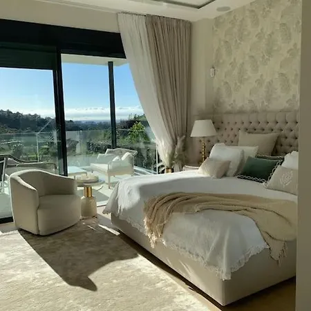 In Next To Golf And Santa Clara * Marbella