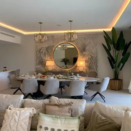 Villa In Next To Golf And Santa Clara
